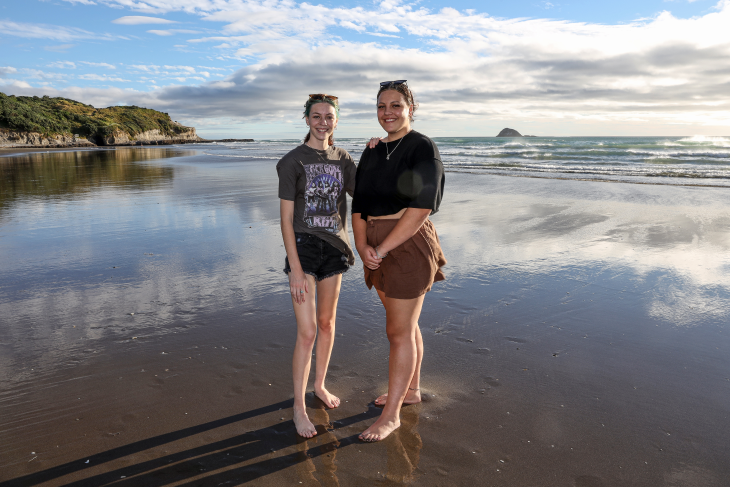 Paris poses with her sister Maddison by the water