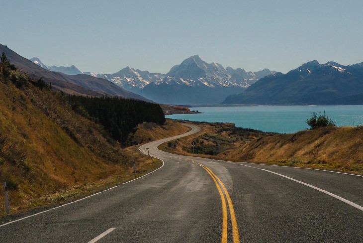 New Zealand state highway winds through the hills