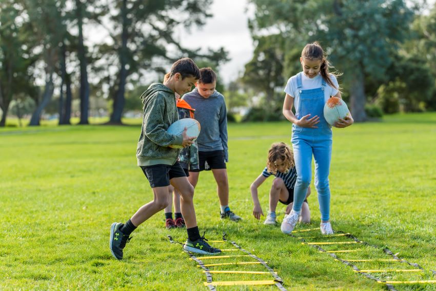 Tamariki children at rugby training