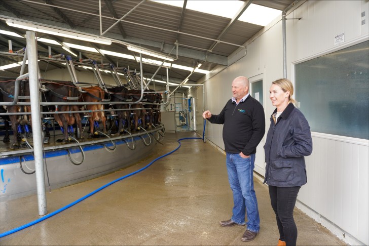 Farmstrong champion Geoff Spark showing Hon Nicola Grigg around his farm.