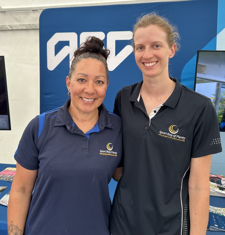 Jaime William and Becky Hodgson from Sport Bay of Plenty standing next to each other.